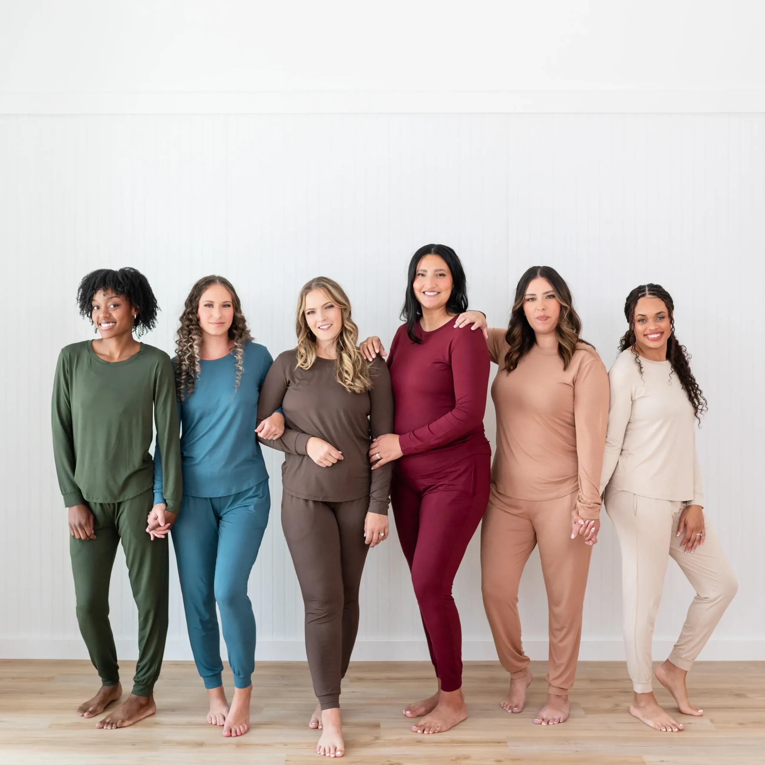 Kyte Baby Women's Jogger Pajama Set in Bisque