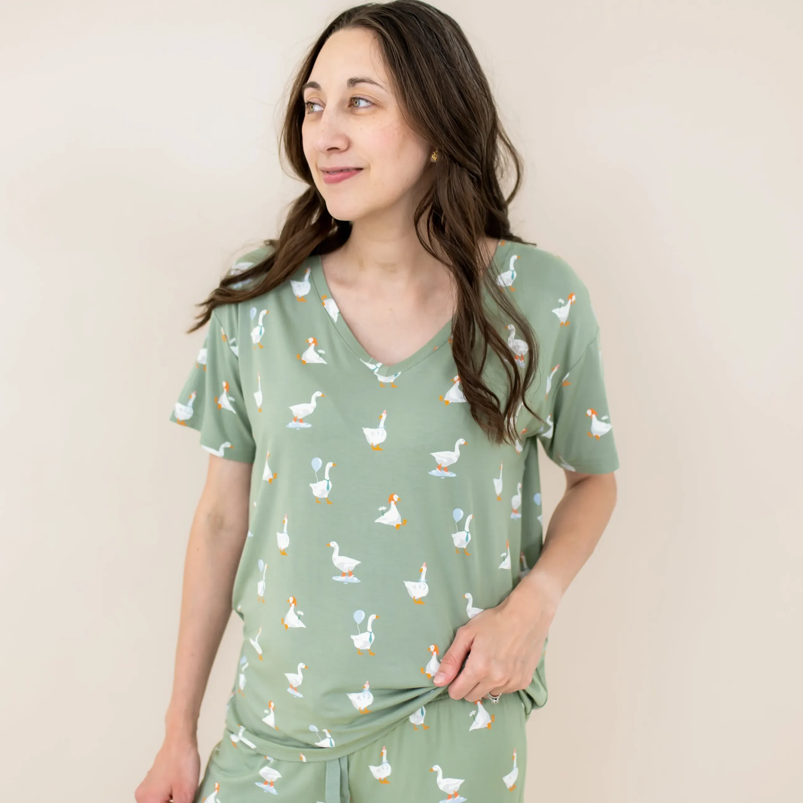 Online Kyte Baby Women's Relaxed Fit V-Neck in Silly Goose