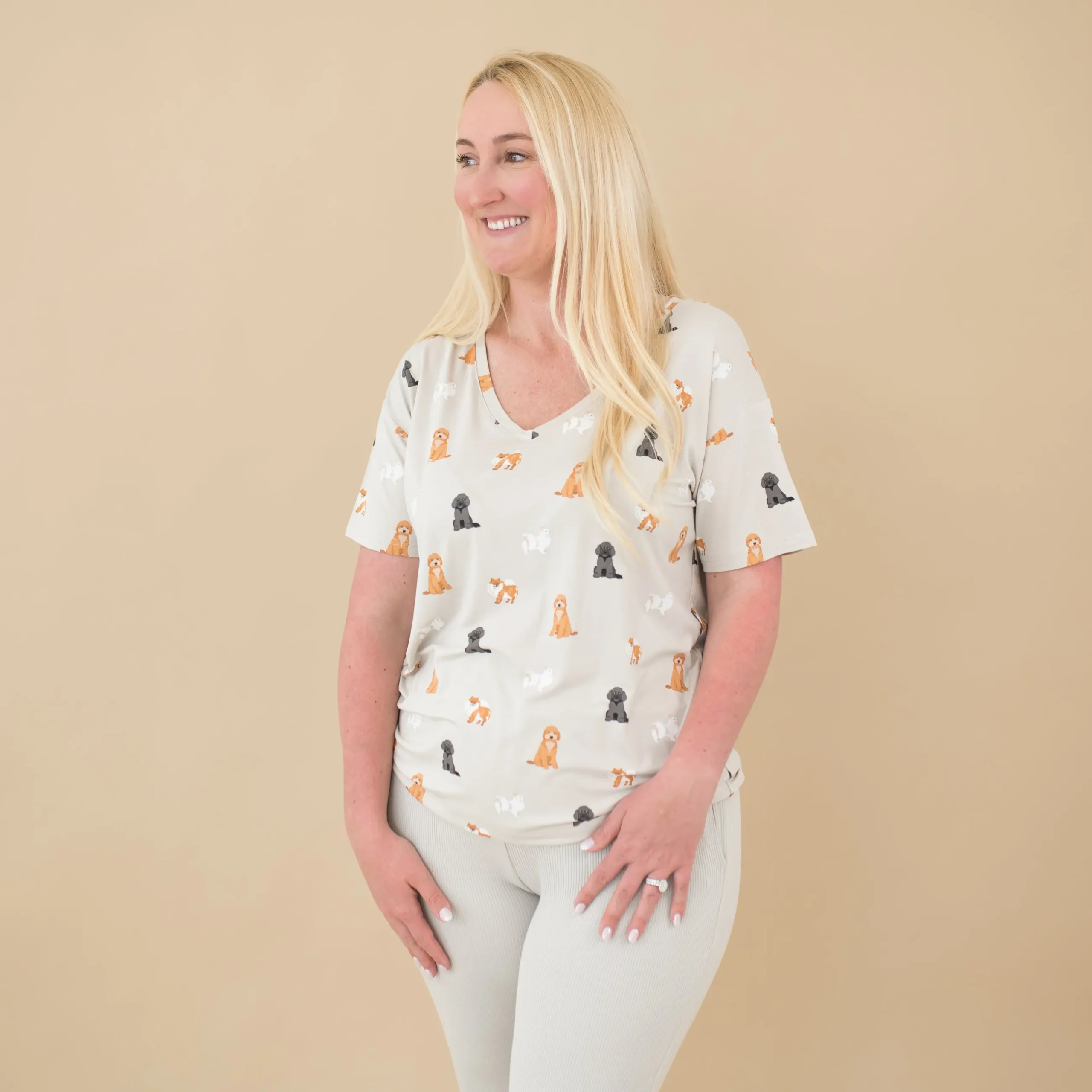 Kyte Baby Women’s Relaxed Fit V-Neck in Fluffy Dog