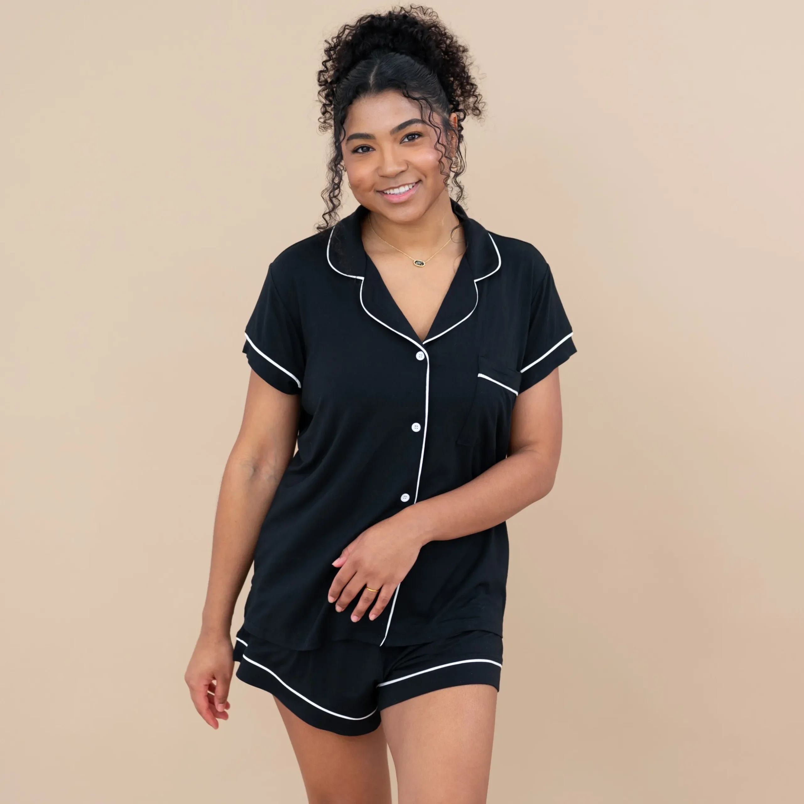 Hot Kyte Baby Women’s Short Sleeve Pajama Set in Midnight with Cloud Trim