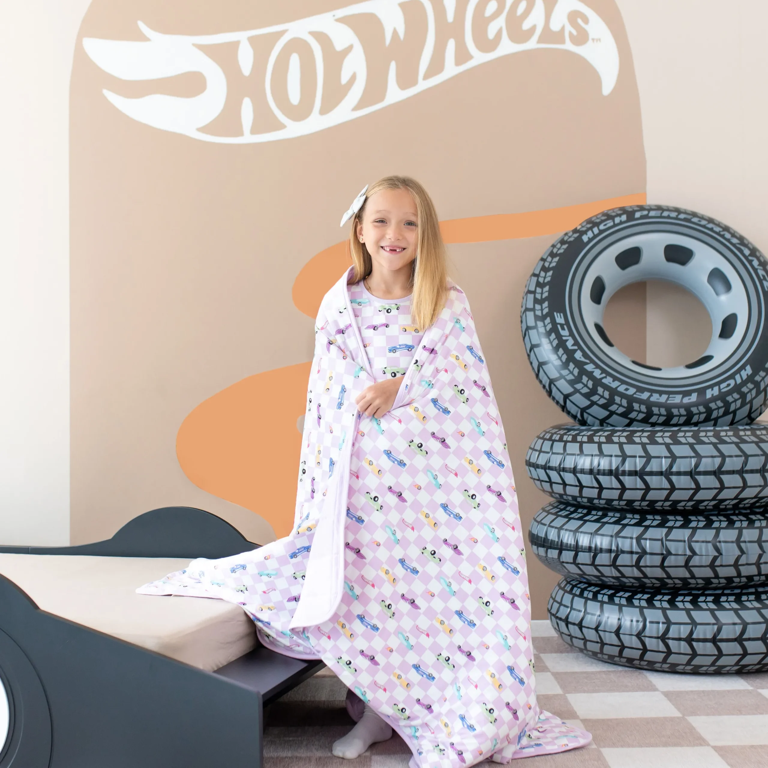Best Kyte Baby Youth Blanket in 2.5 Sparkles and Speed