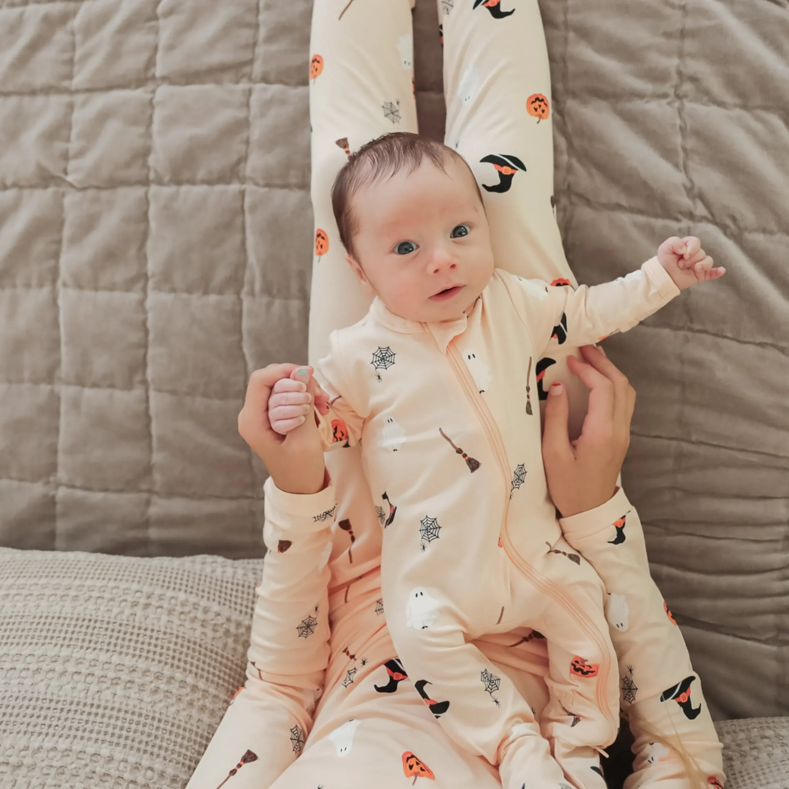 Clearance Kyte Baby Zippered Footie in Bewitched