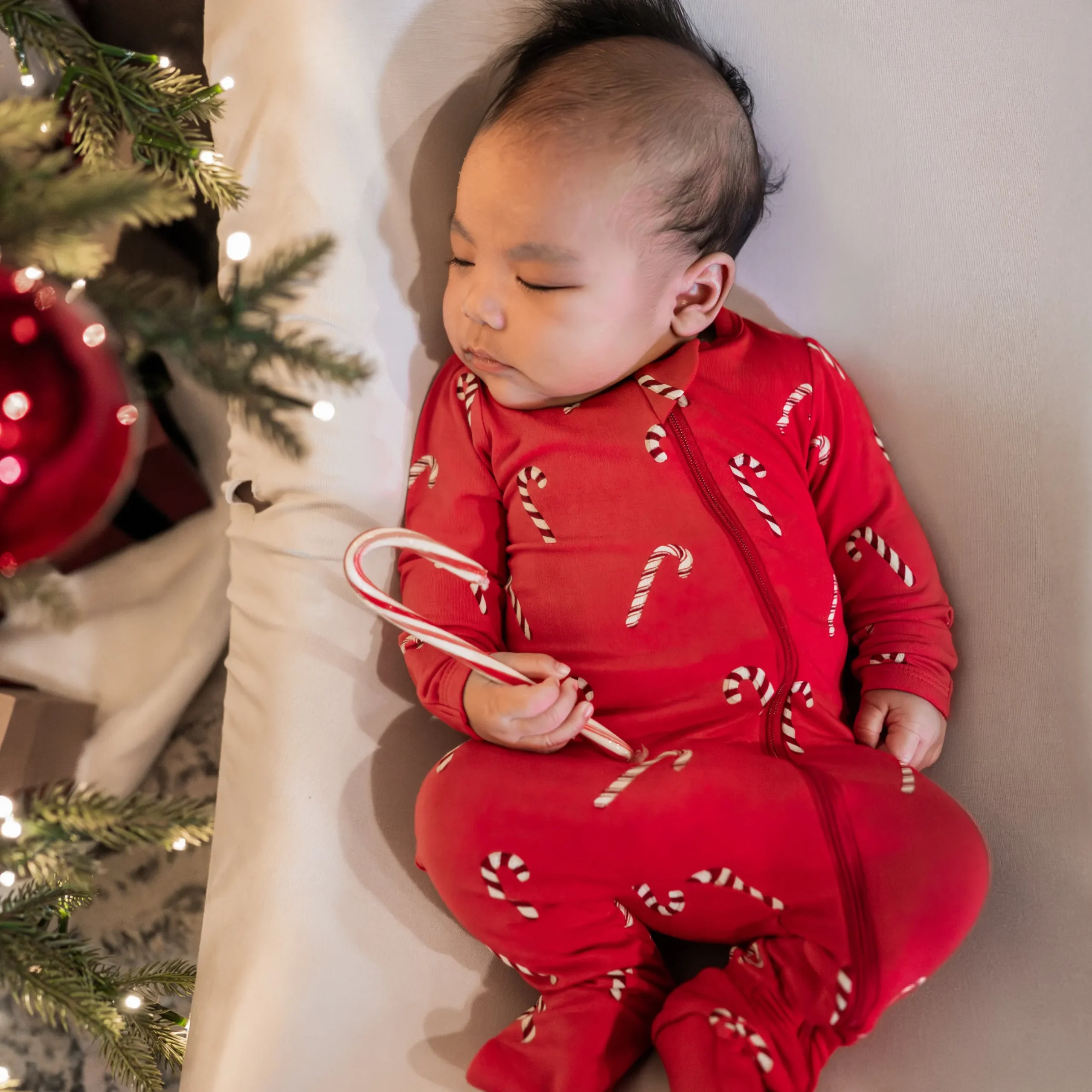 New Kyte Baby Zippered Footie in Candy Cane