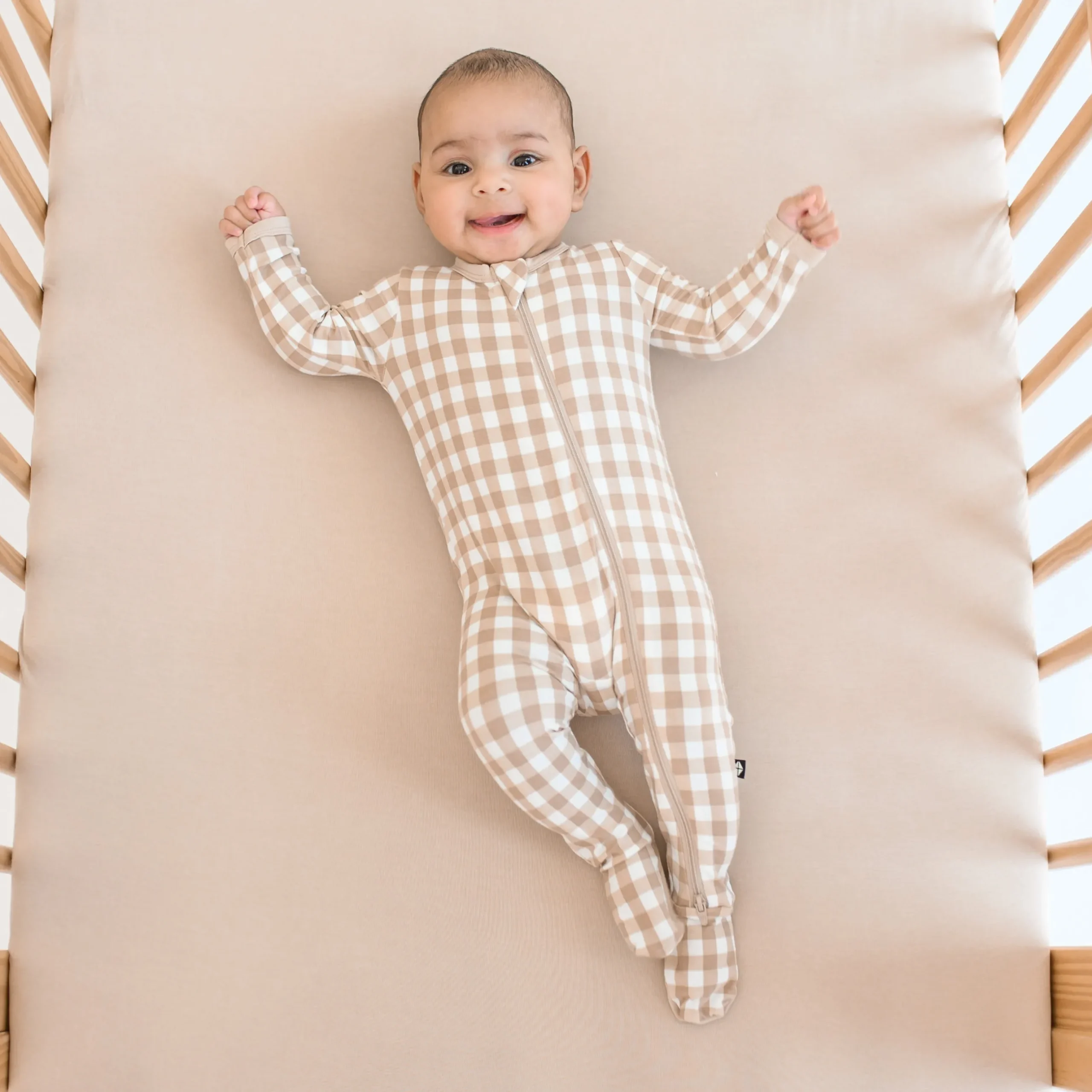 Best Kyte Baby Zippered Footie in Gingham Bisque