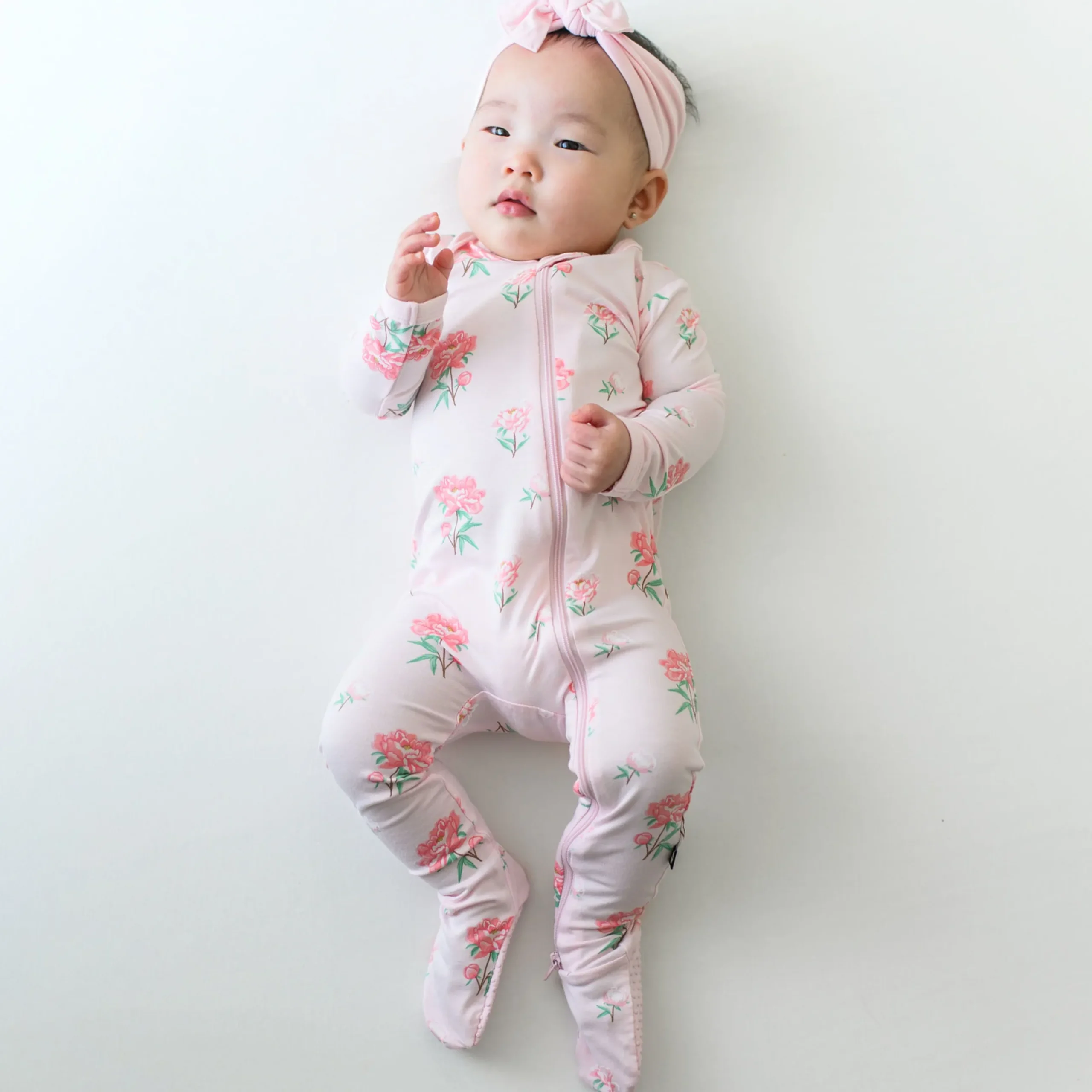 Hot Kyte Baby Zippered Footie in Sakura Peony