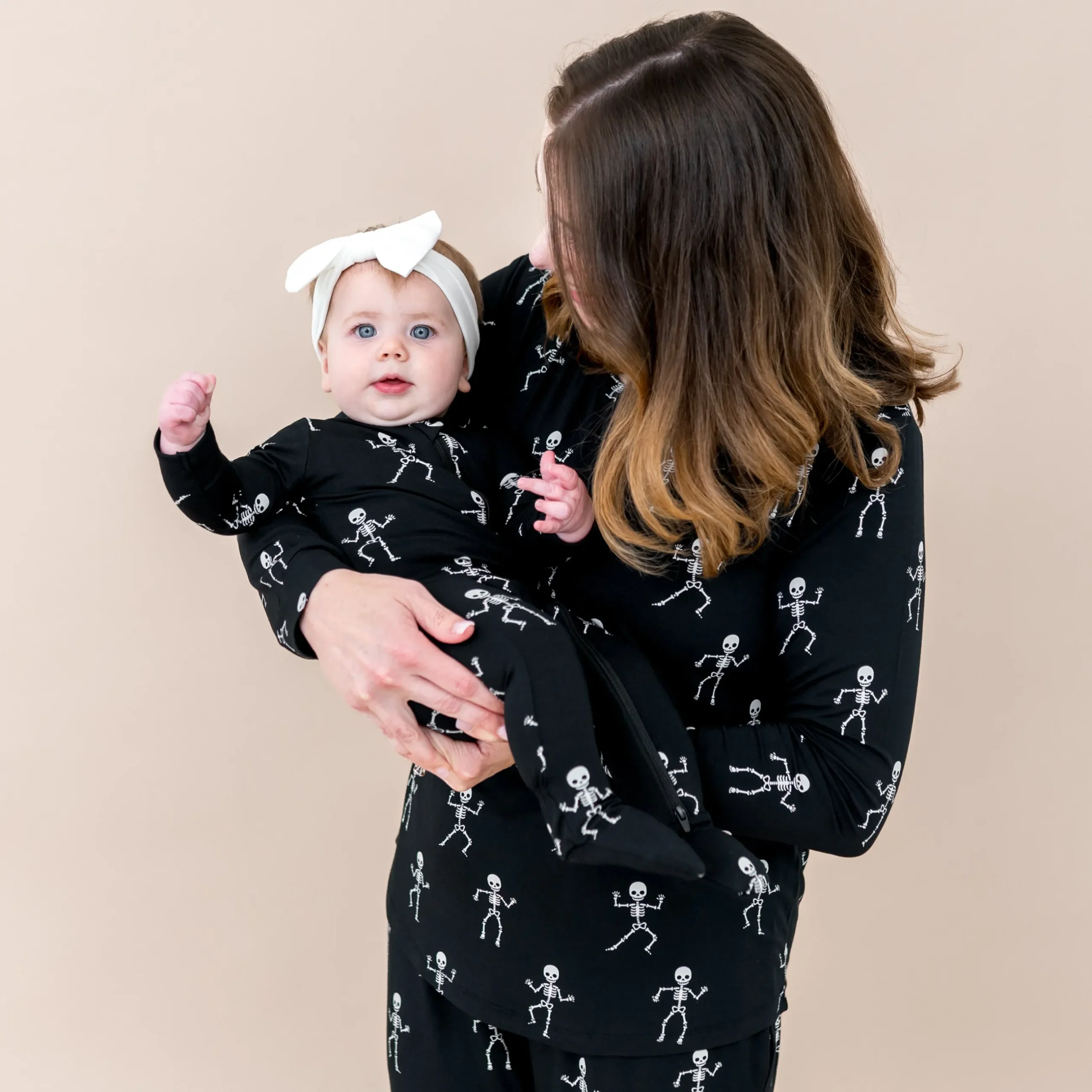 Sale Kyte Baby Zippered Footie in Skeleton