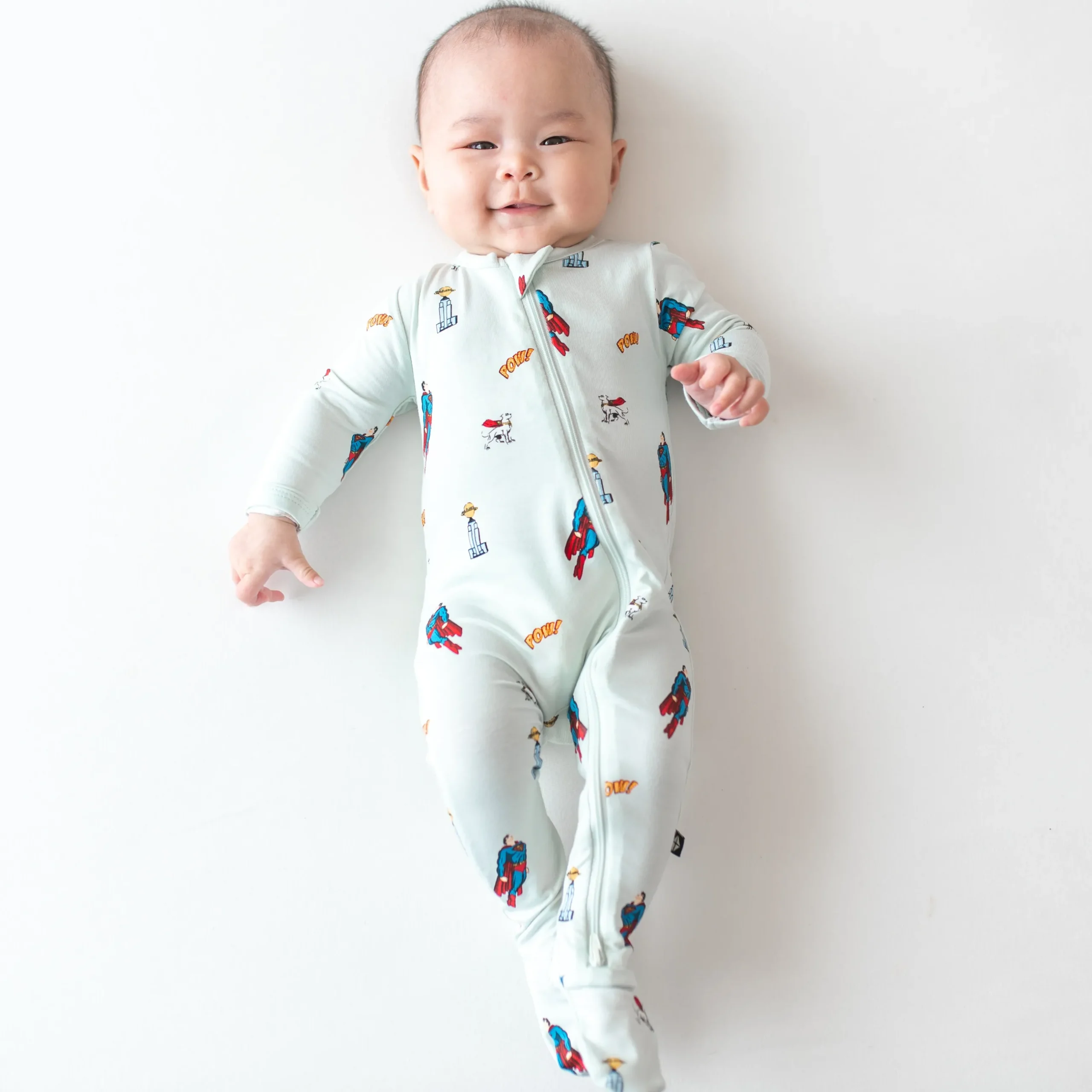 Hot Kyte Baby Zippered Footie in Superman™