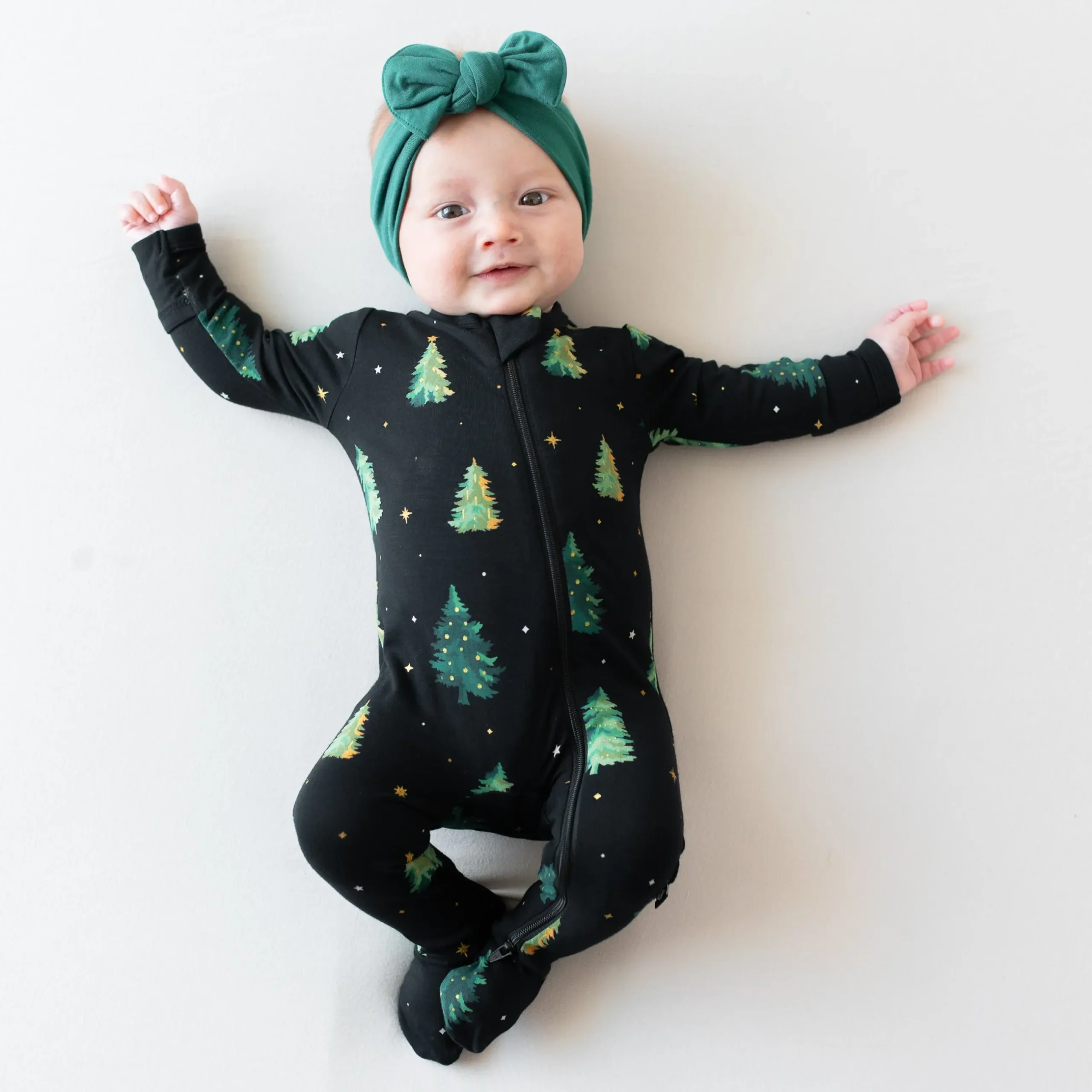 Sale Kyte Baby Zippered Footie in Twinkle Tree