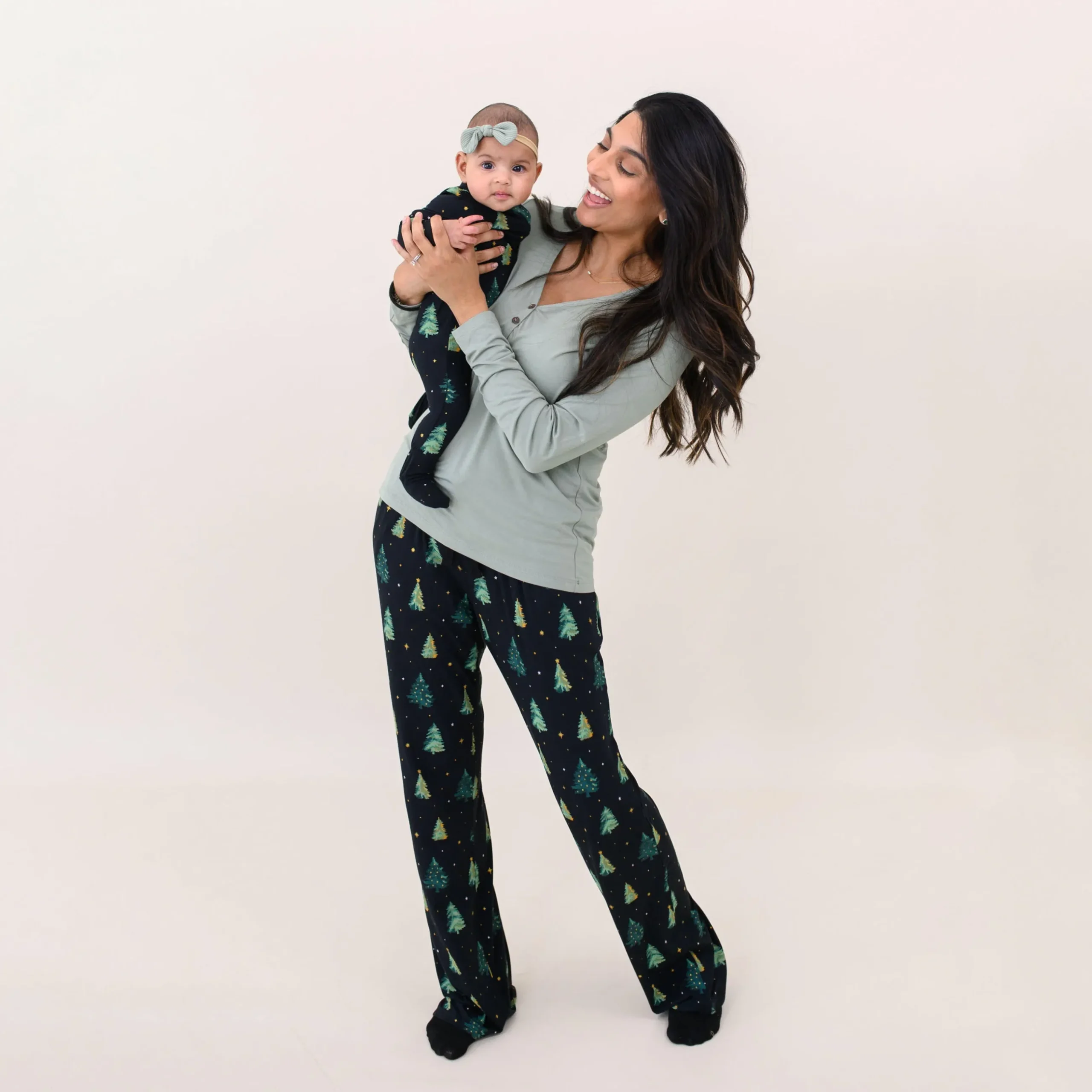 Sale Kyte Baby Zippered Footie in Twinkle Tree