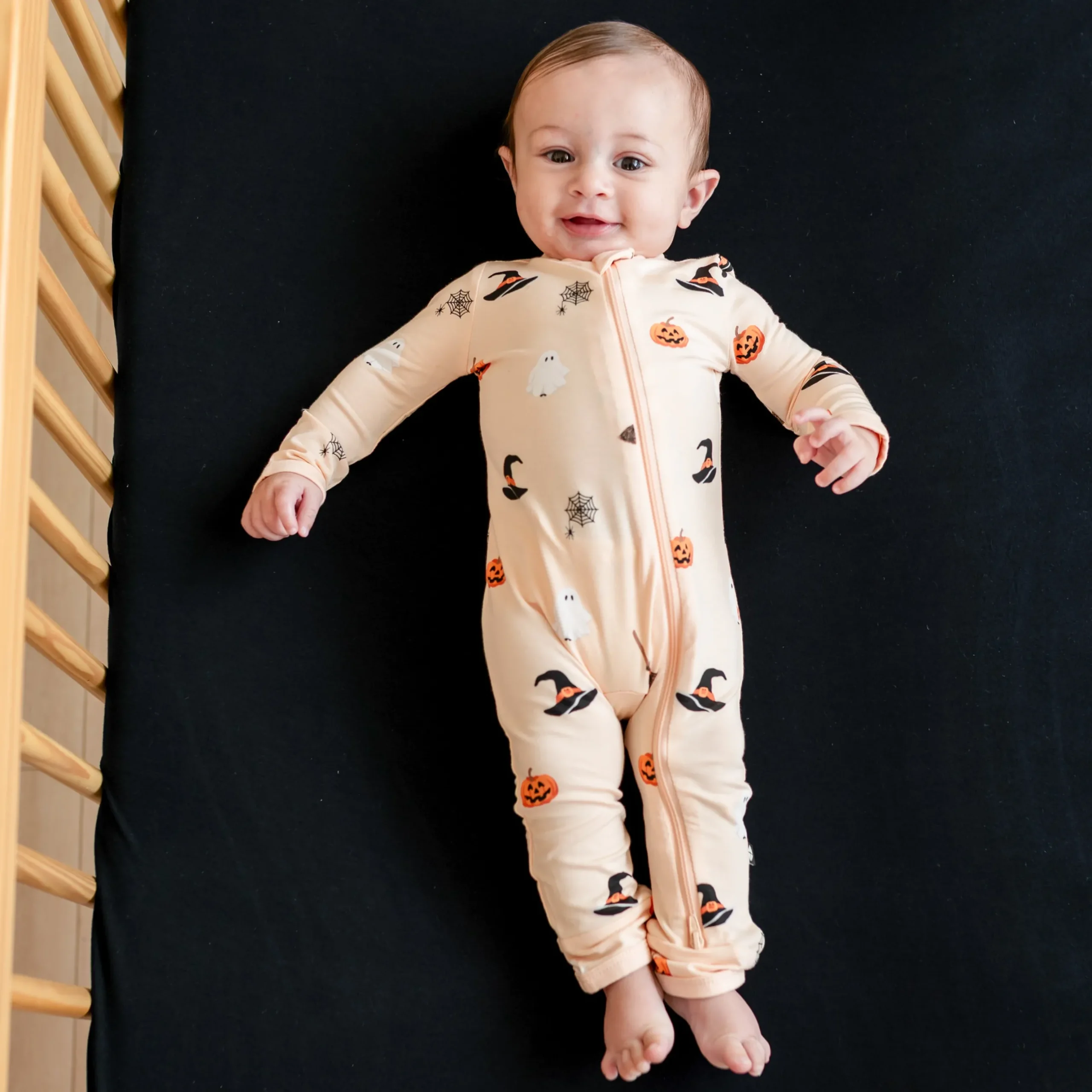 Outlet Kyte Baby Zippered Romper in Bewitched