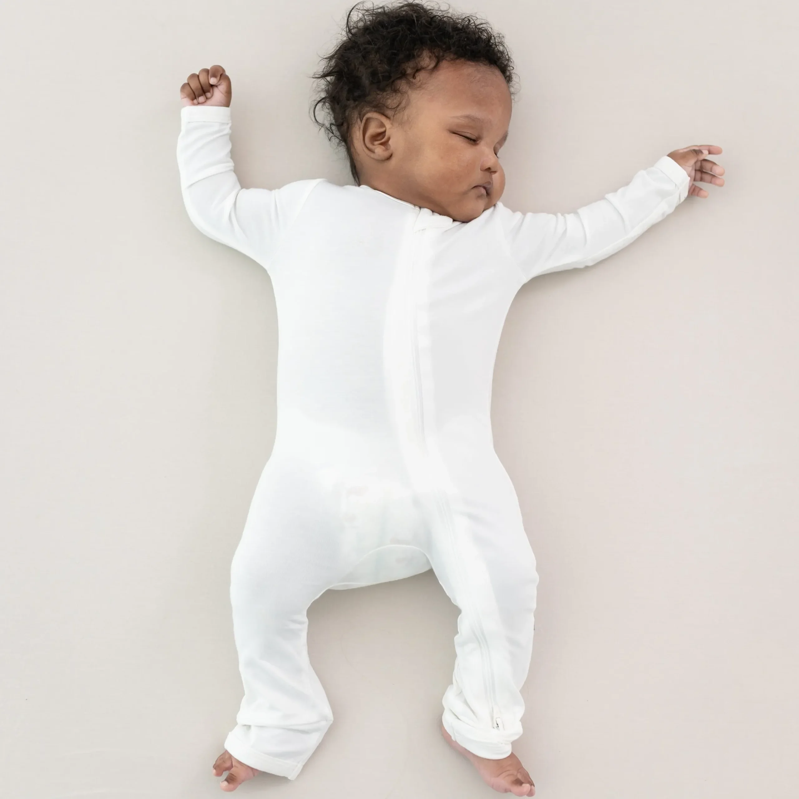 Outlet Kyte Baby Zippered Romper in Cloud