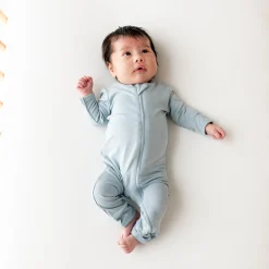 Hot Kyte Baby Zippered Romper in Fog