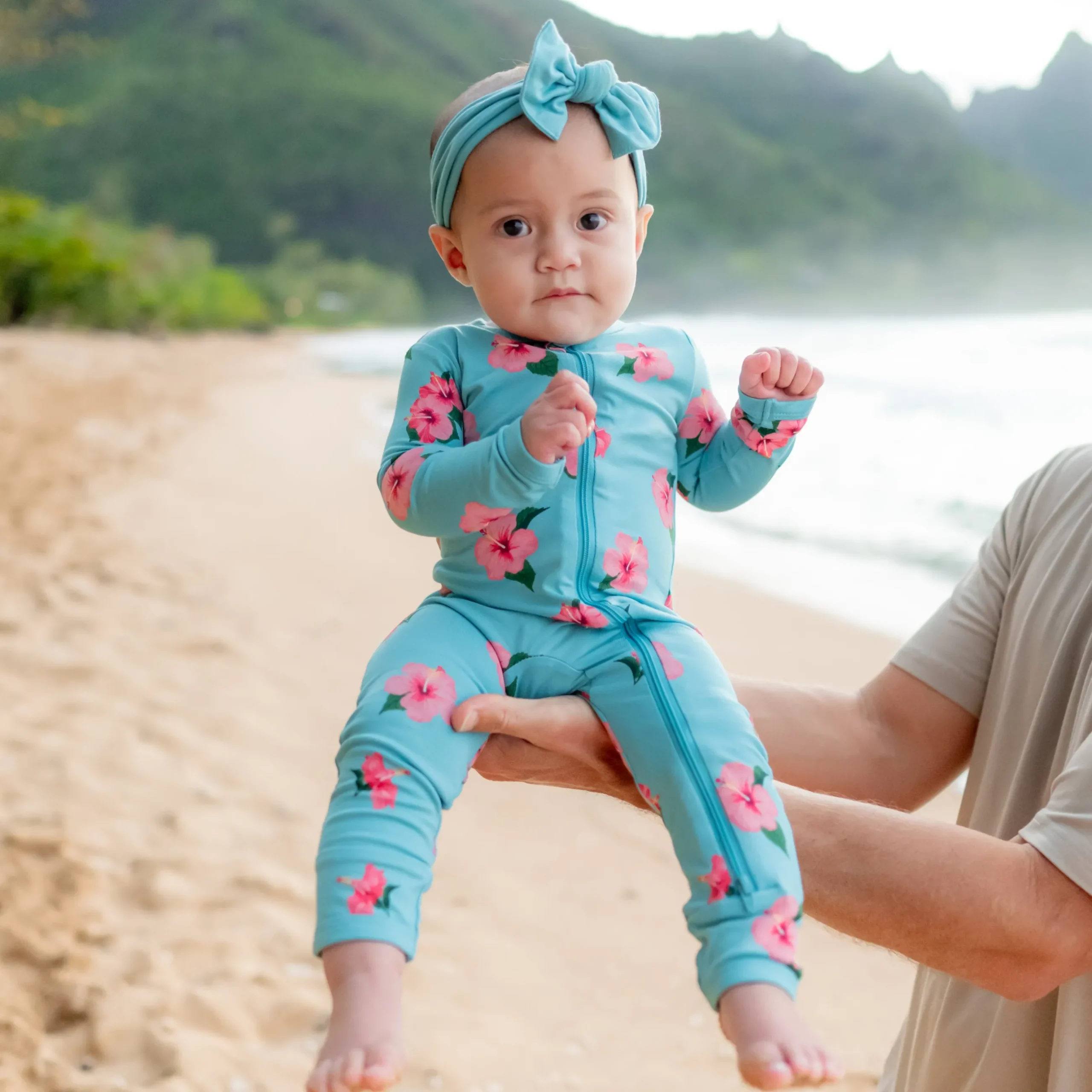 Kyte Baby Zippered Romper in Hibiscus