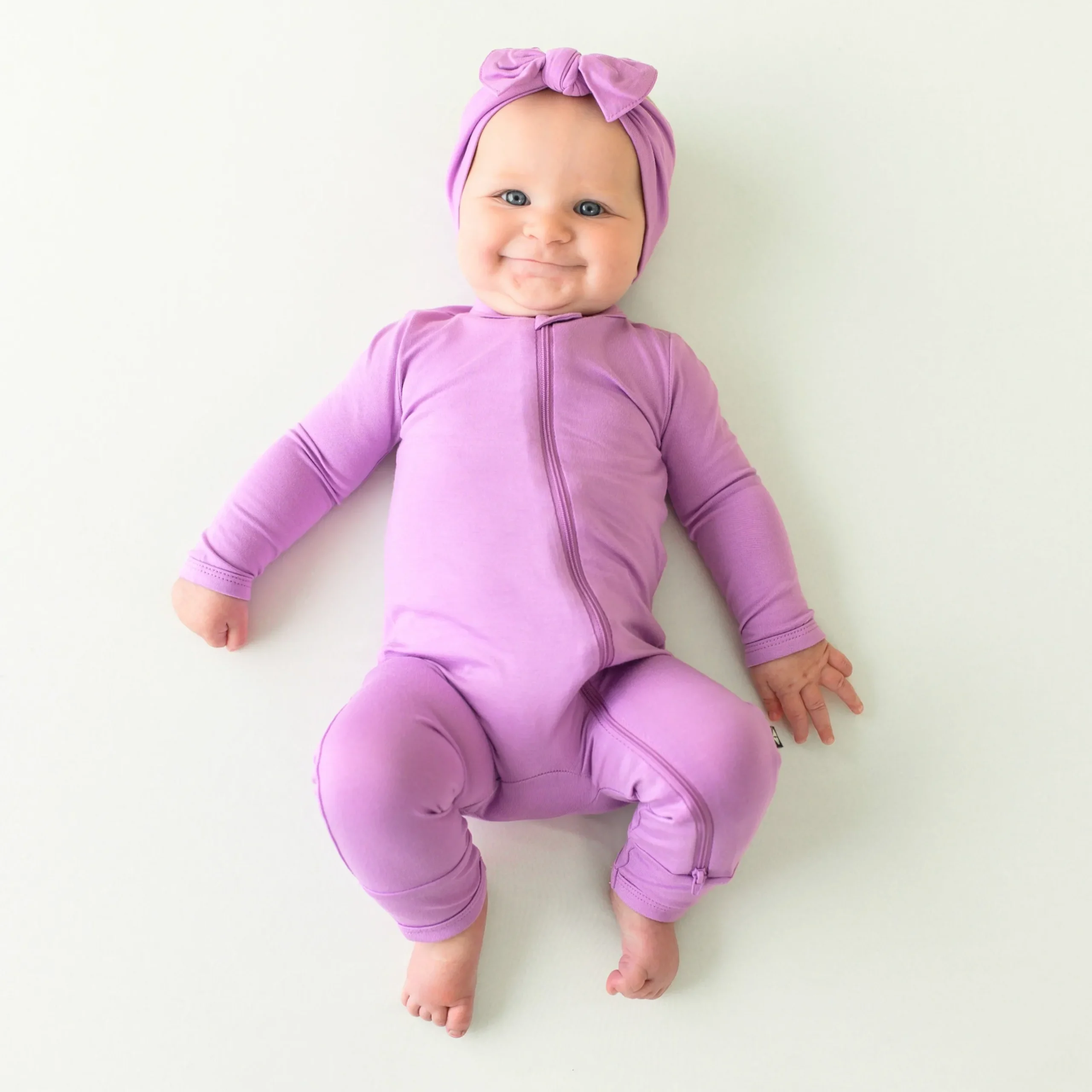 Outlet Kyte Baby Zippered Romper in Poi