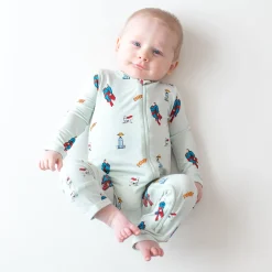 New Kyte Baby Zippered Romper in Superman™