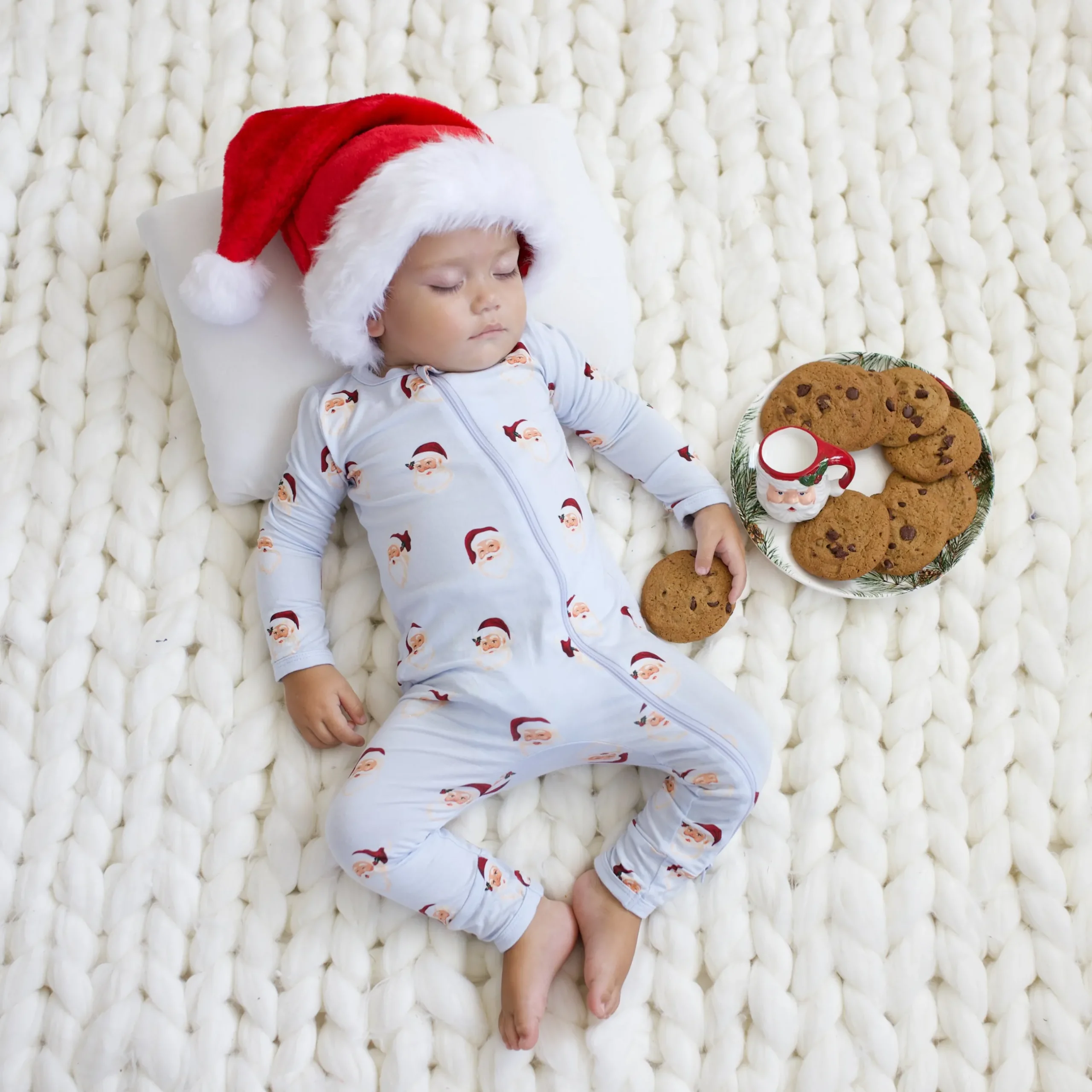 Outlet Kyte Baby Zippered Romper in Vintage Santa
