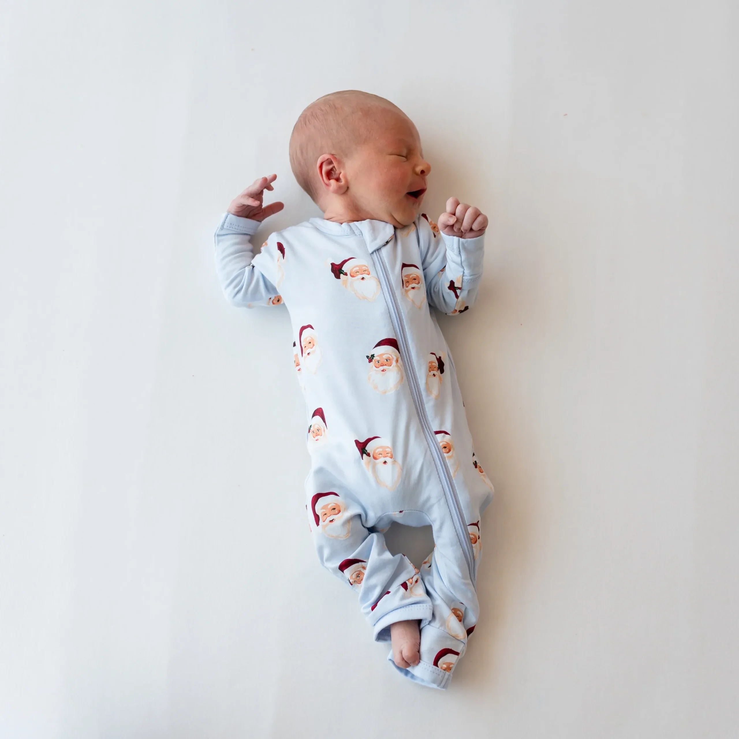 Outlet Kyte Baby Zippered Romper in Vintage Santa