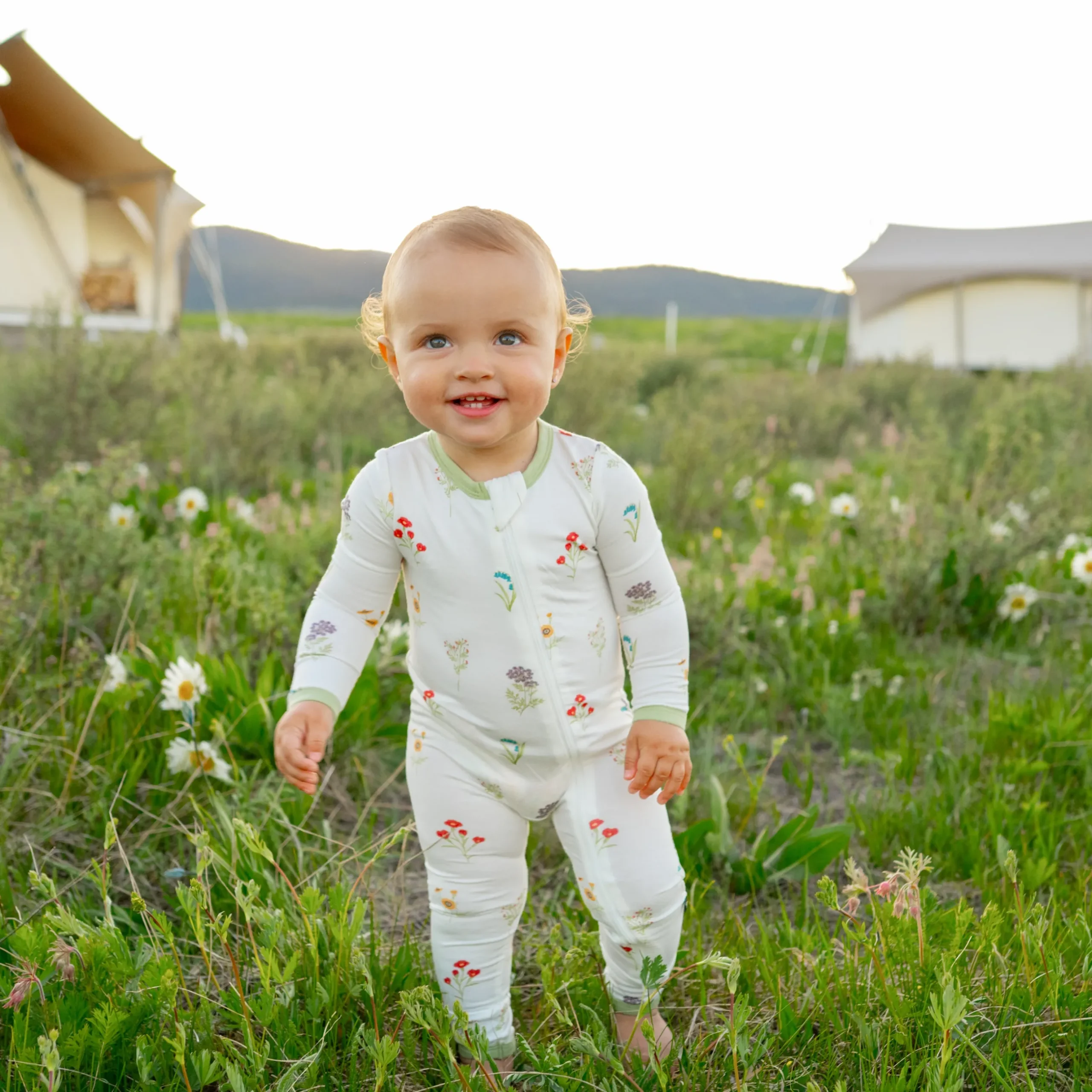 Best Kyte Baby Zippered Romper in Wildflower